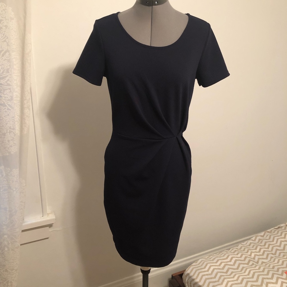 NWOT Sage & Citrus short sleeved navy blue dress